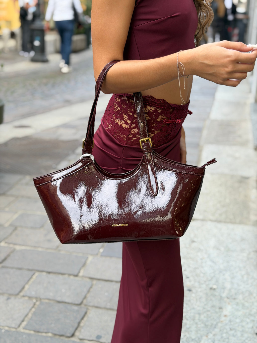 Borsa Kira